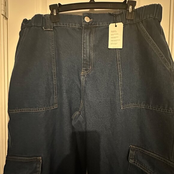 Forever 21 Plus Relaxed Fit Straight Leg Denim Cargo Pants Size 16 - Picture 6 of 14